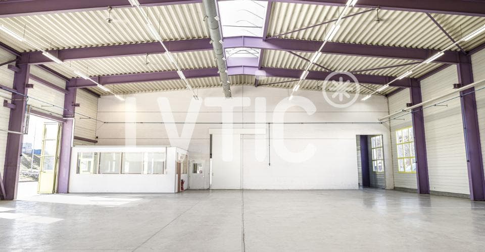 https://maison-idx-prod.s3.eu-central-1.amazonaws.com/1779121719077-31051333.jpeg