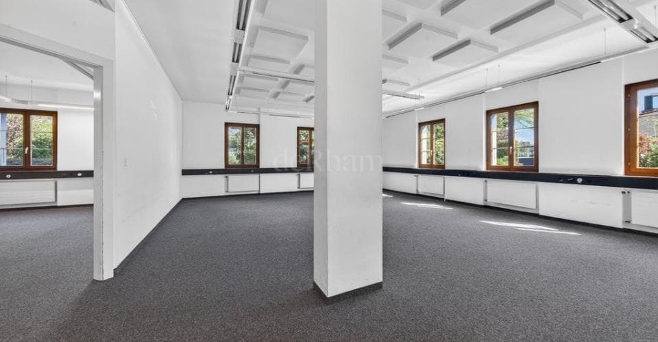 Office at Rue du Centre 72, 1025 St-Sulpice VD – Photo 2 of 6