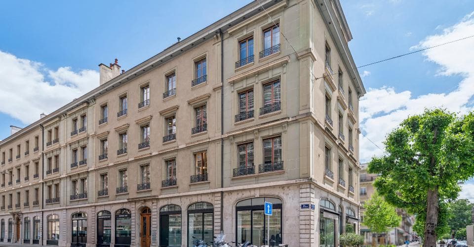 Office at Rue Jean-Petitot 2, 1204 Geneva