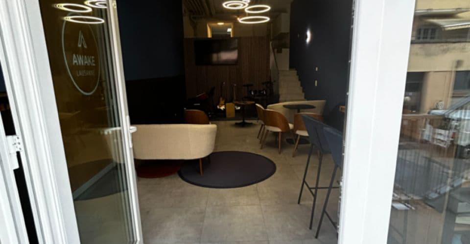 https://maison-idx-prod.s3.eu-central-1.amazonaws.com/1779122678133-31079815.jpeg