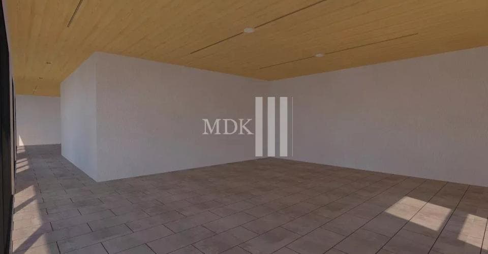 https://maison-idx-prod.s3.eu-central-1.amazonaws.com/1779122695368-31001106.jpeg