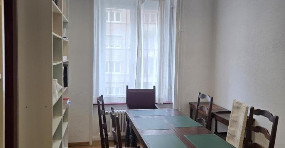 https://maison-idx-prod.s3.eu-central-1.amazonaws.com/1779122747463-30998361.jpeg