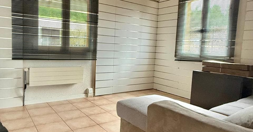 https://maison-idx-prod.s3.eu-central-1.amazonaws.com/1779122770500-31000775.jpeg