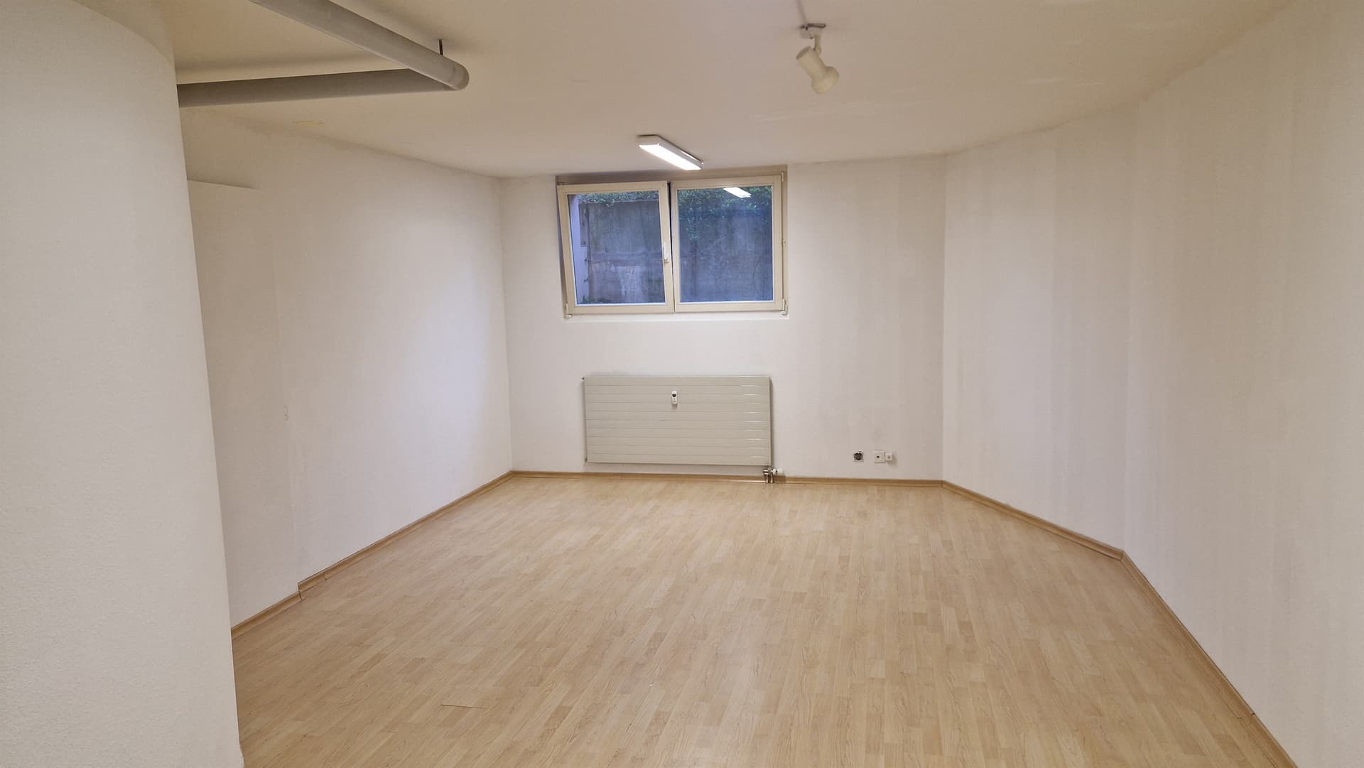 Salle de loisirs au Baslerstrasse 260, 4123 Allschwil – Photo 2 sur 3