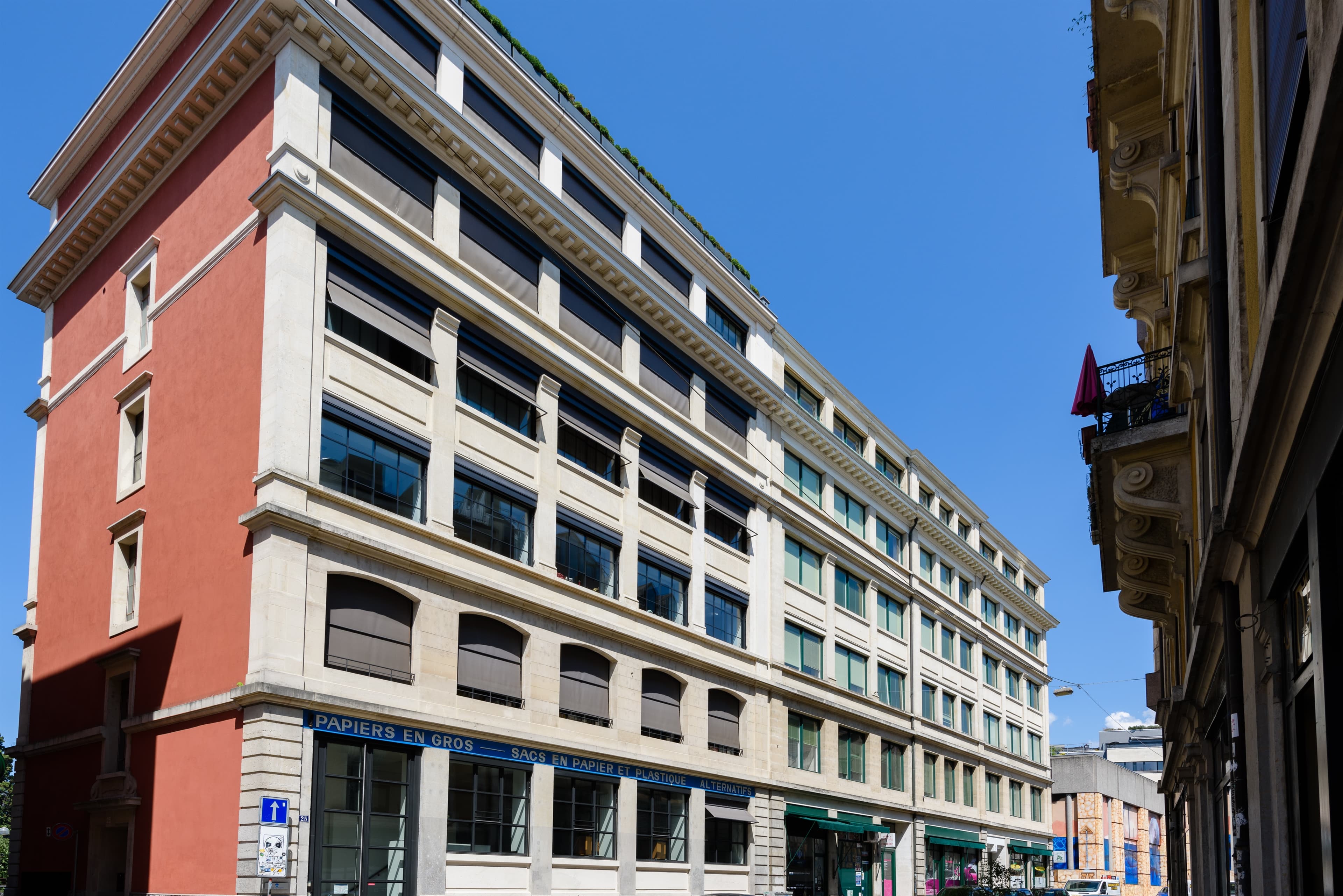Rue de la Coulouvrenière 27