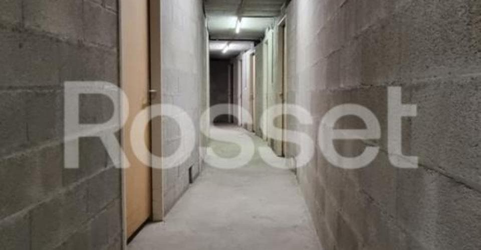 Storage room at Chemin En Budron H14/H16, 1052 Le Mont-sur-Lausanne – Photo 2 of 3