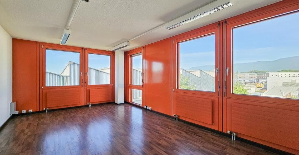 Bureau au Impasse champ-colin 6, 1260 Nyon – Photo 3 sur 6