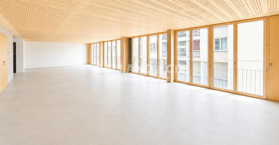 Büro an Rue du Clos-de-Bulle 7, 1004 Lausanne