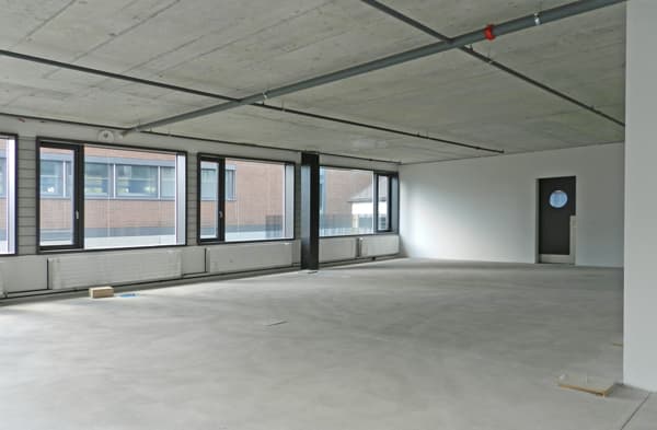 Office at Flüelastrasse 31 A, 8047 Zurich – Photo 3 of 7