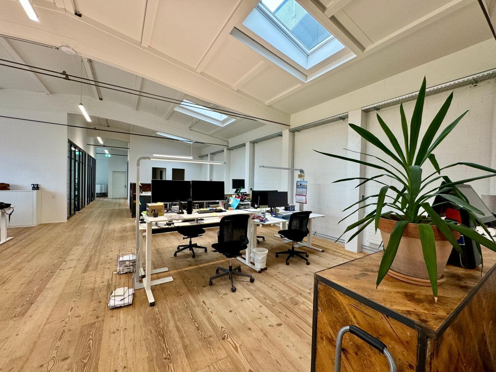Office Hinterbergstrasse 56
