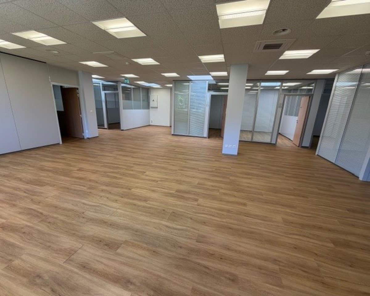 Büro an Chemin de la Combeta 5, 2300 La Chaux-de-Fonds – Bild 2 von 12