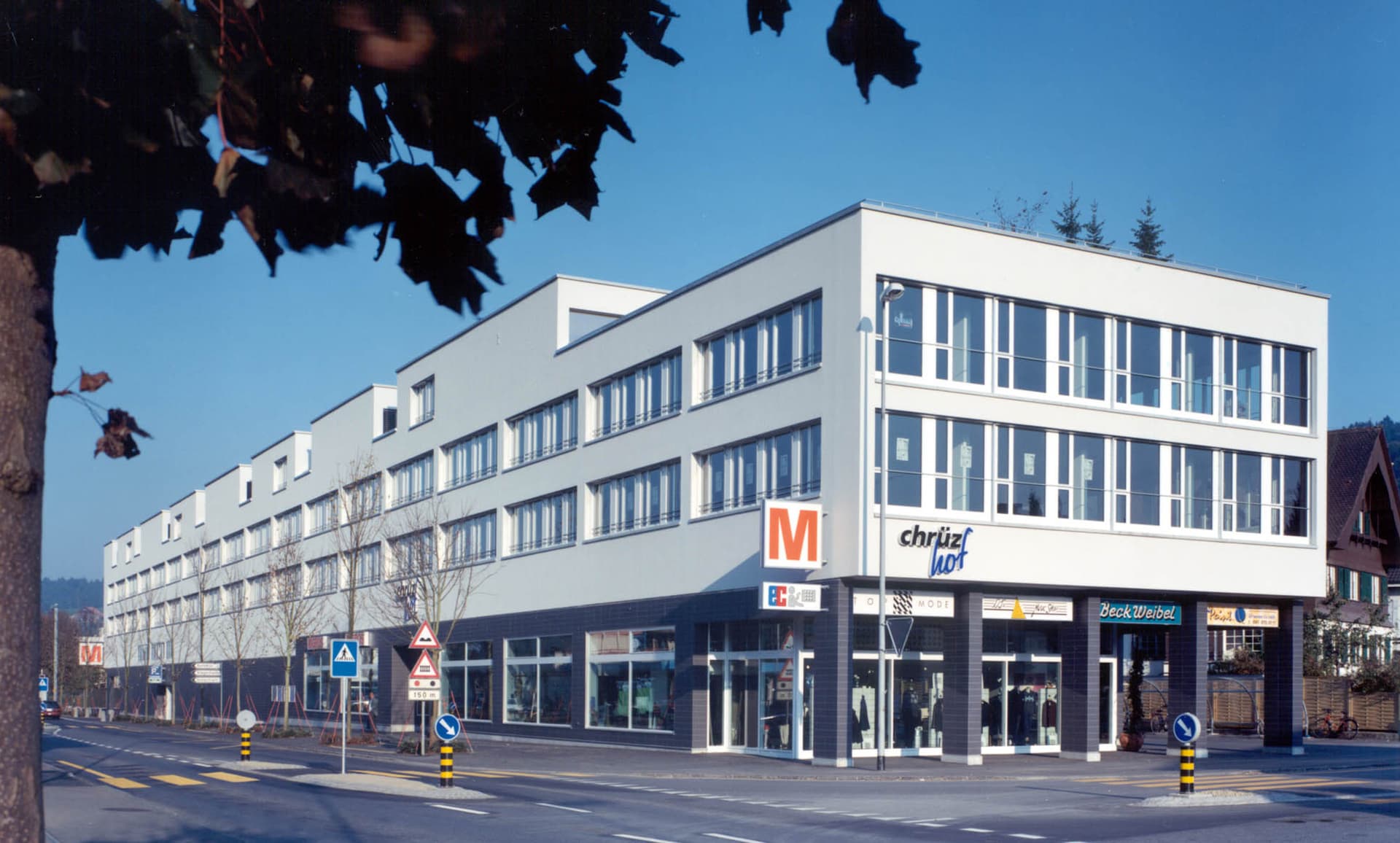 Office Kreuzstrasse 3