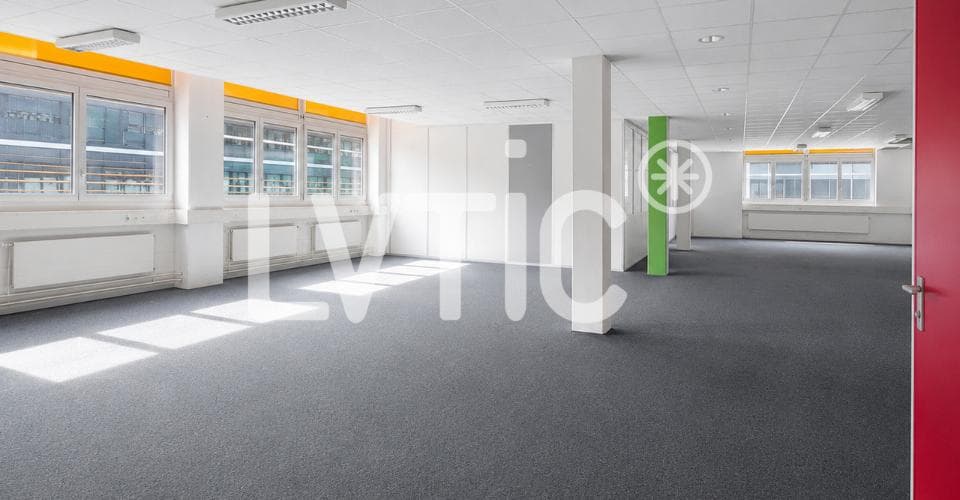 Büro an Adresse sur demande, 1020 Renens VD