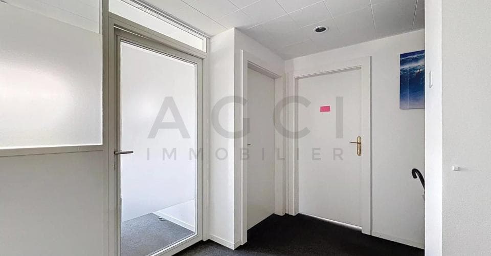 Büro in 1205 Genf, CHF 1'990 pro Monat – Bild 3 von 10