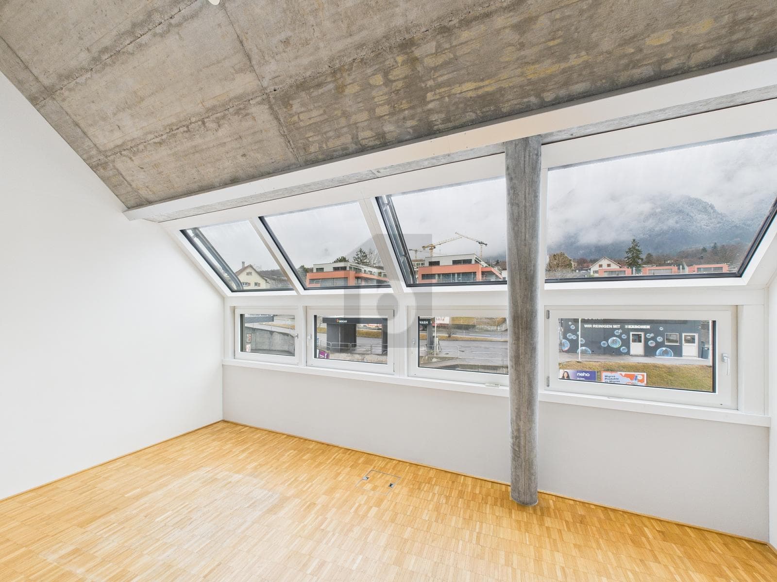 Bureau à 7000 Coire, 210m² – Photo 2 sur 6