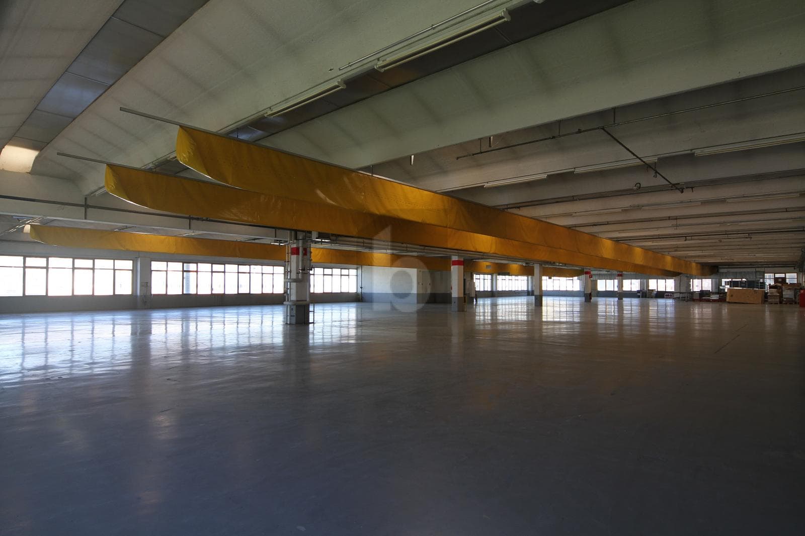 Industrie à 6855 Stabio, 2150m² – Photo 3 sur 4