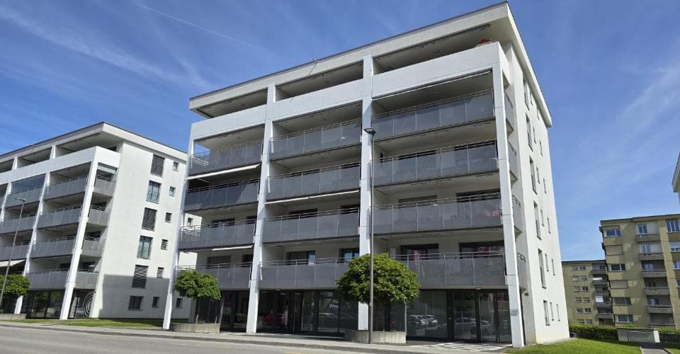 Commercial Space at Rue de la Condémine 64, 1630 Bulle