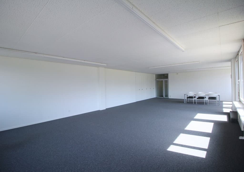 Büro an Kanalstrasse 6, 8953 Dietikon – Bild 2 von 6