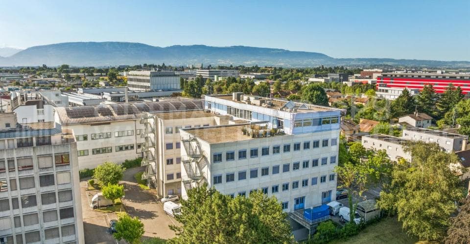 Büro an Chemin du Grand Puits 42, 1217 Meyrin