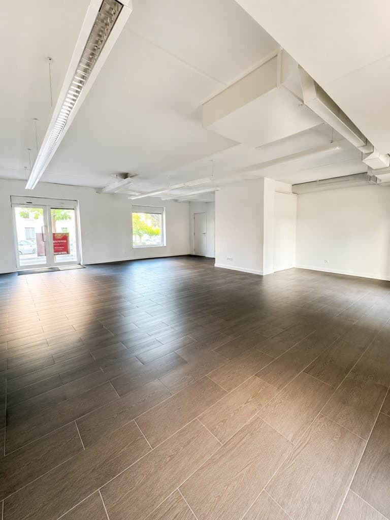 Retail Space at Schäfliplatz 1, 9315 Neukirch – Photo 2 of 5