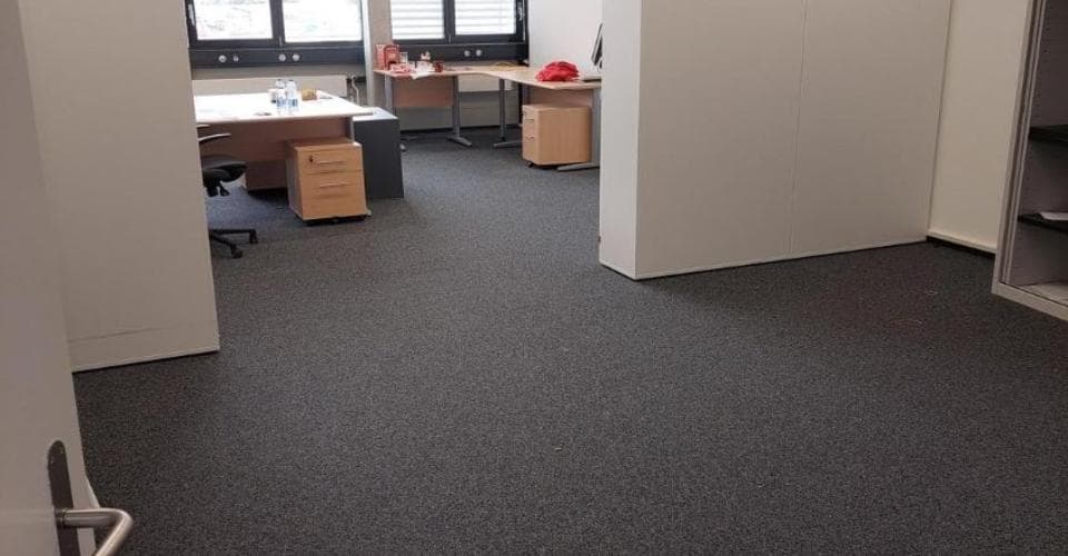Büro an Rue Galilée 15, 1400 Yverdon-les-Bains – Bild 2 von 3