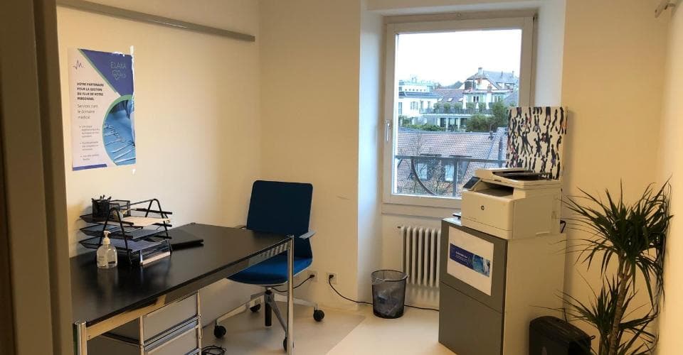 Büro an Place du Chateau, 1260 Nyon – Bild 2 von 17