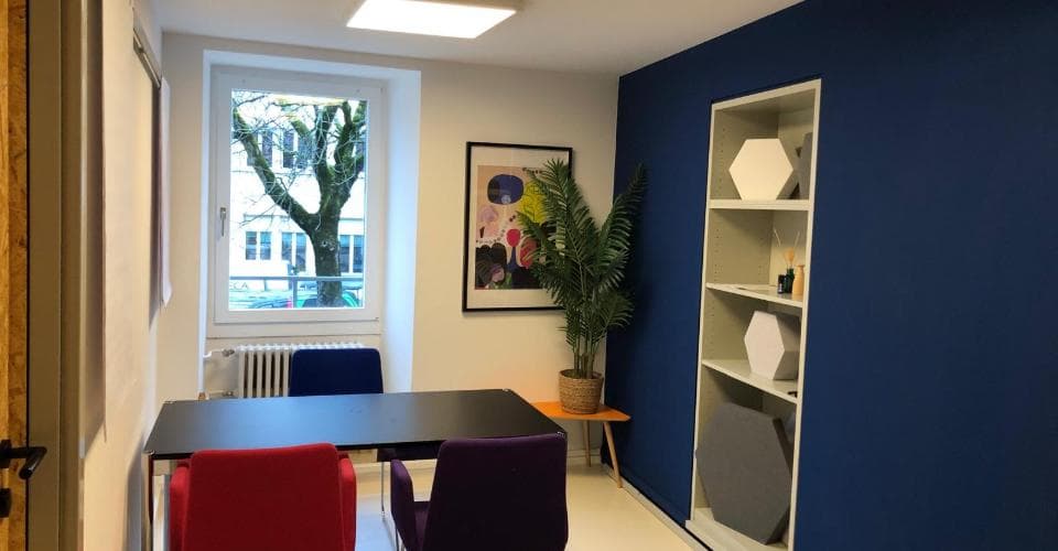 Büro an Place du Chateau, 1260 Nyon – Bild 2 von 17
