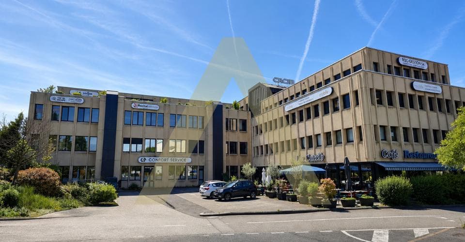 Büro in 1020 Renens VD, 210m²