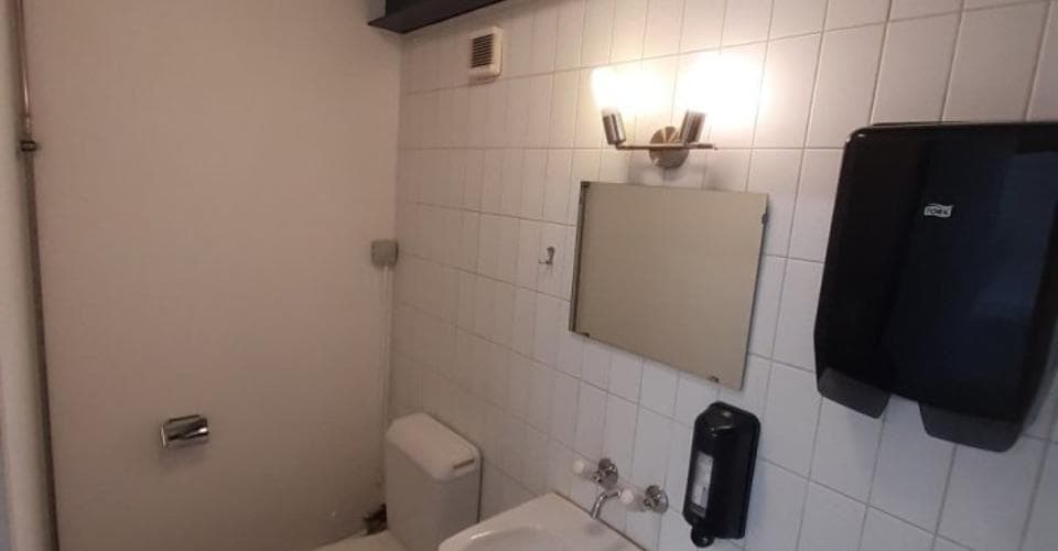 Lager an Eplatures 46a, 2300 La Chaux-de-Fonds – Bild 4 von 6