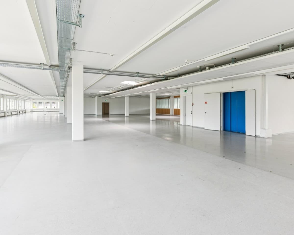Office at Birkenstrasse 43a/b, 6343 Rotkreuz – Photo 2 of 4