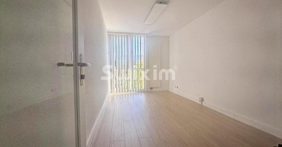 Office at Route de Saint-Julien 129, 1228 Plan-les-Ouates – Photo 3 of 5