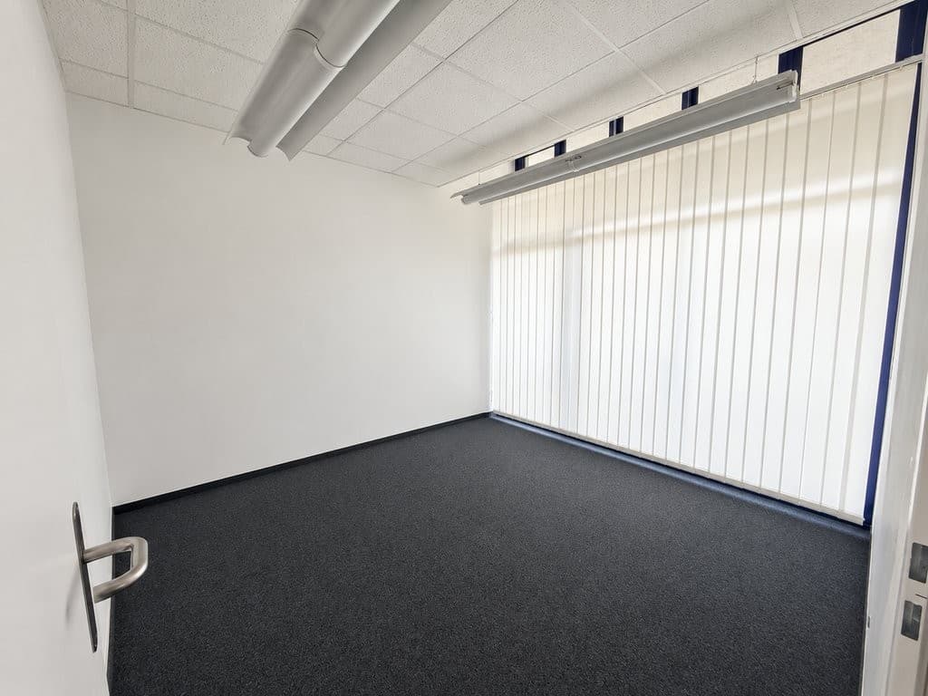 Ladenfläche an Florastr. 14/16, 8610 Uster – Bild 4 von 5