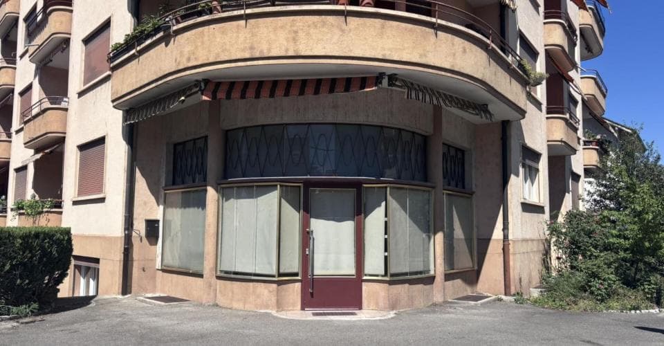 Gewerbe an Rue Saint-Georges 2, 1400 Yverdon-les-Bains – Bild 2 von 11