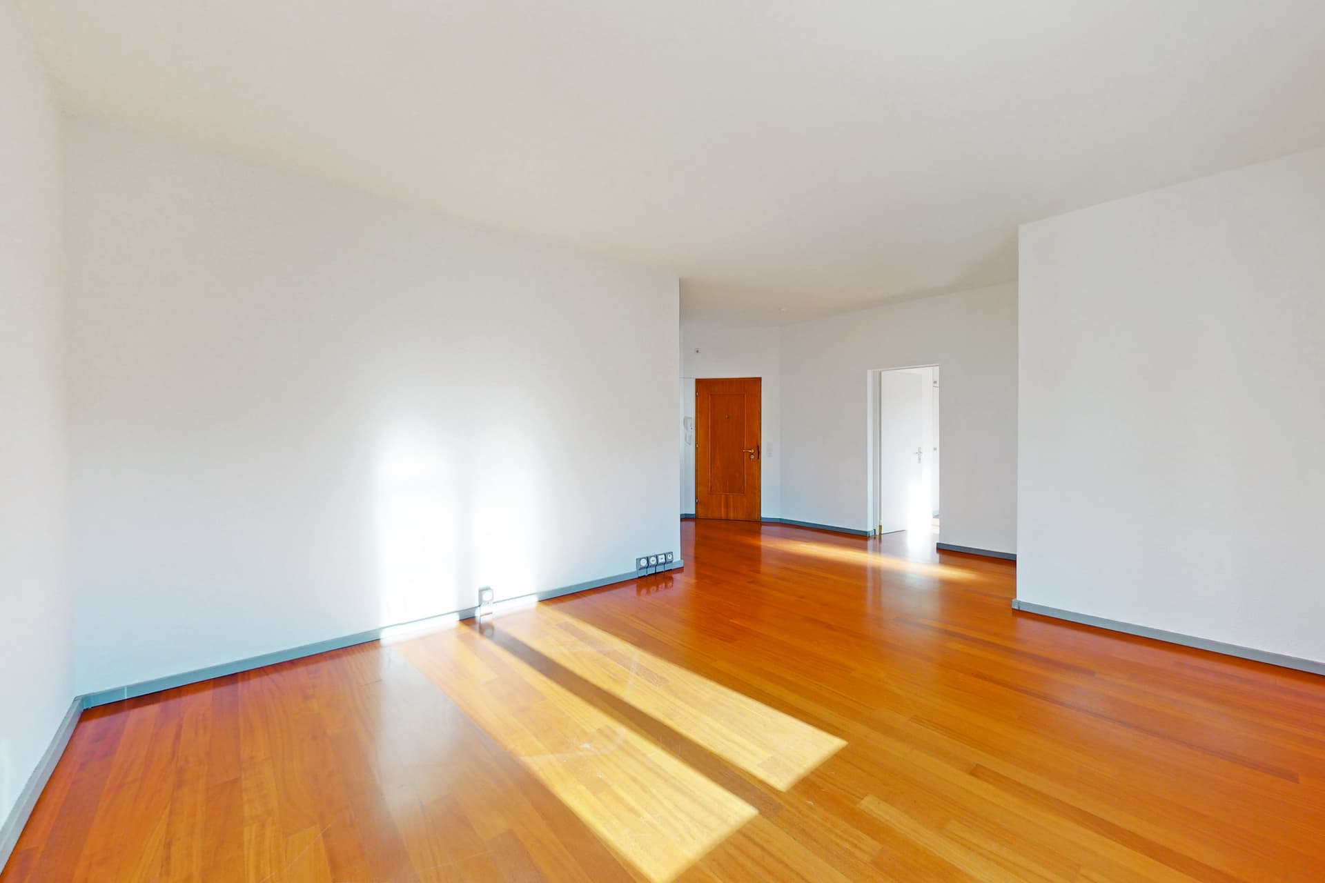 Gewerbe an Viale Stazione 30, 6500 Bellinzona – Bild 3 von 11