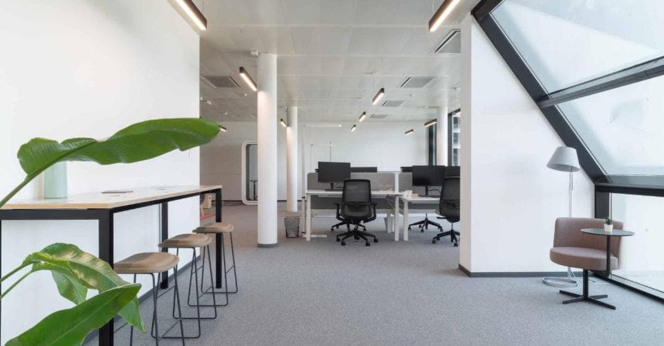 Büro an 1, chemin Louis- Hubert, 1213 Petit-Lancy