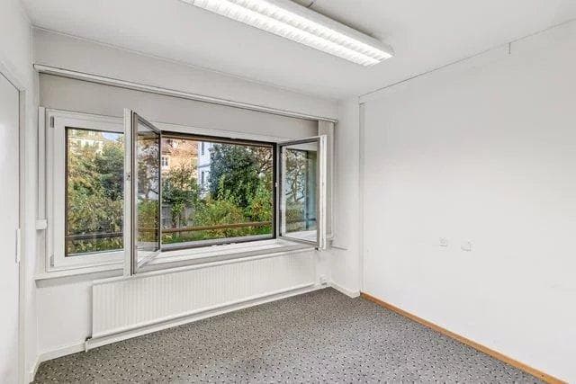 Gewerbe an Avenue de Cour 74, 1007 Lausanne – Bild 4 von 14