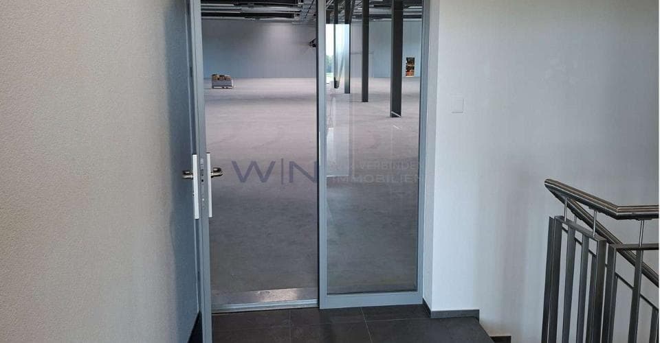 Industry in 1566 St-Aubin FR, 1200m² – Photo 5 of 6