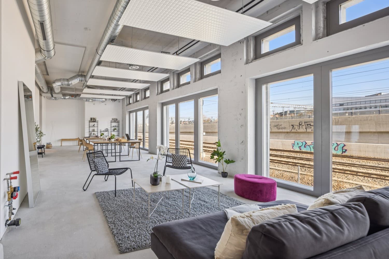 Espace de vente au Rue du Chêne 5, 1020 Renens VD – Photo 2 sur 8