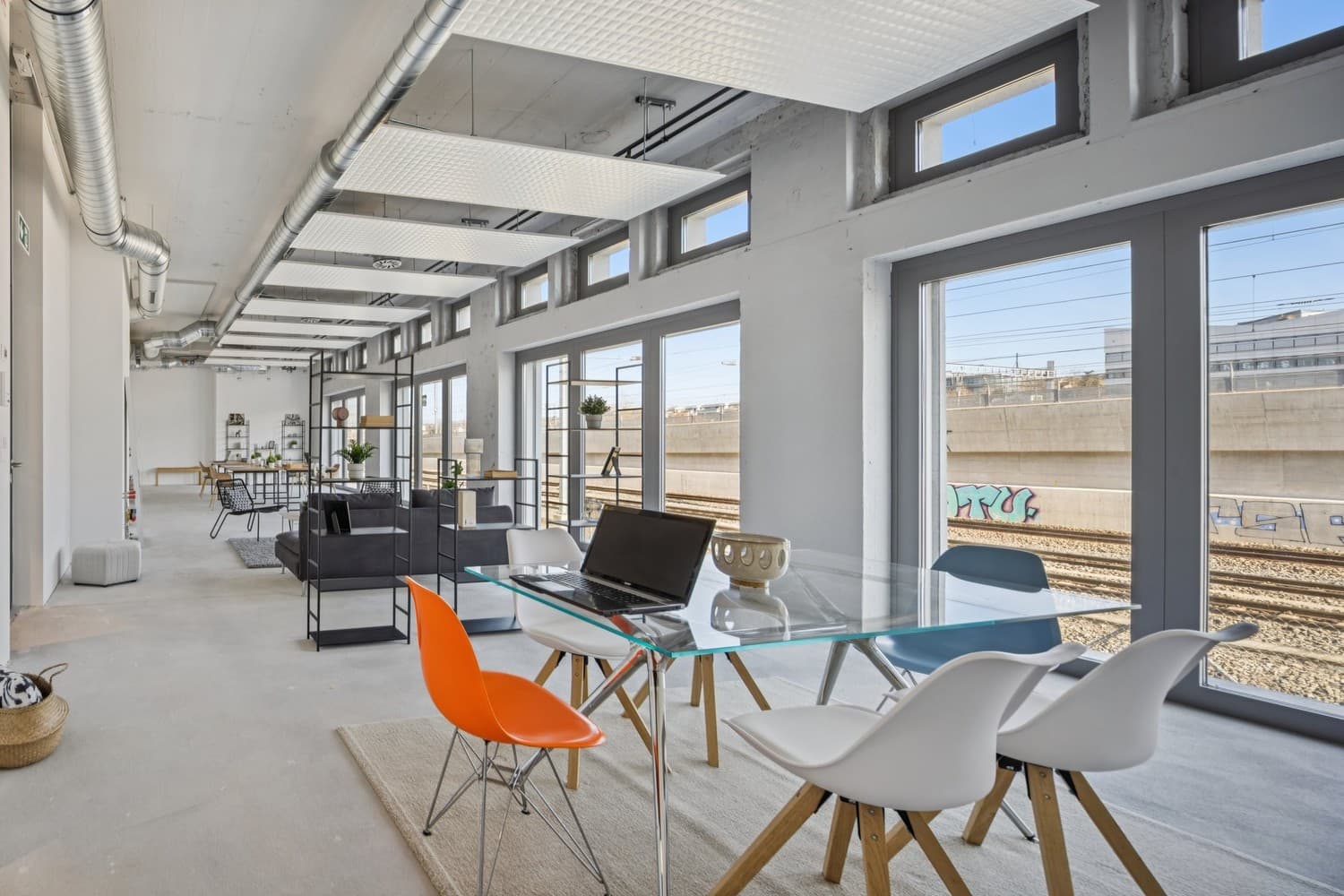 Espace de vente au Rue du Chêne 5, 1020 Renens VD – Photo 3 sur 8