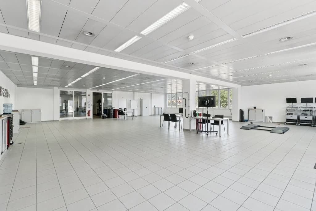 Espace commercial au Zürcherstr. 113, 8952 Schlieren – Photo 3 sur 10