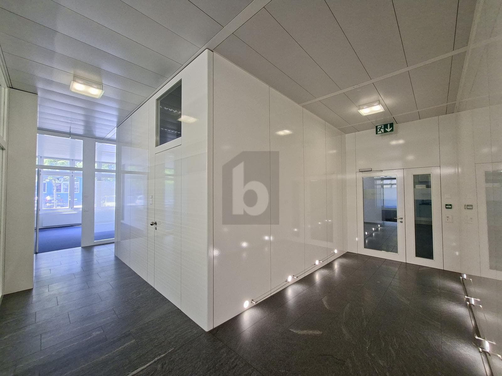 Büro in 6331 Hünenberg, 522m²