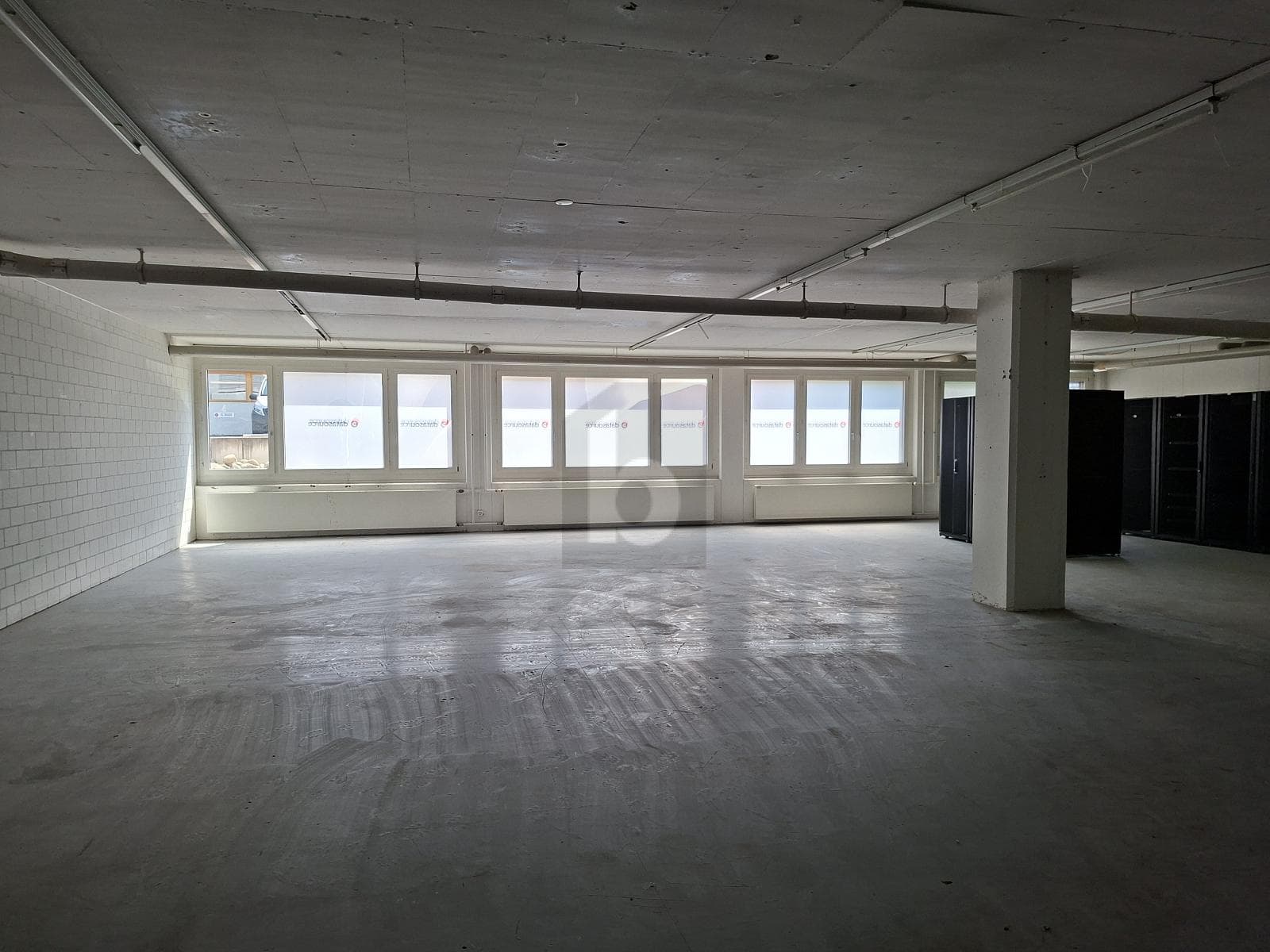 Lager in 6331 Hünenberg, 260m²