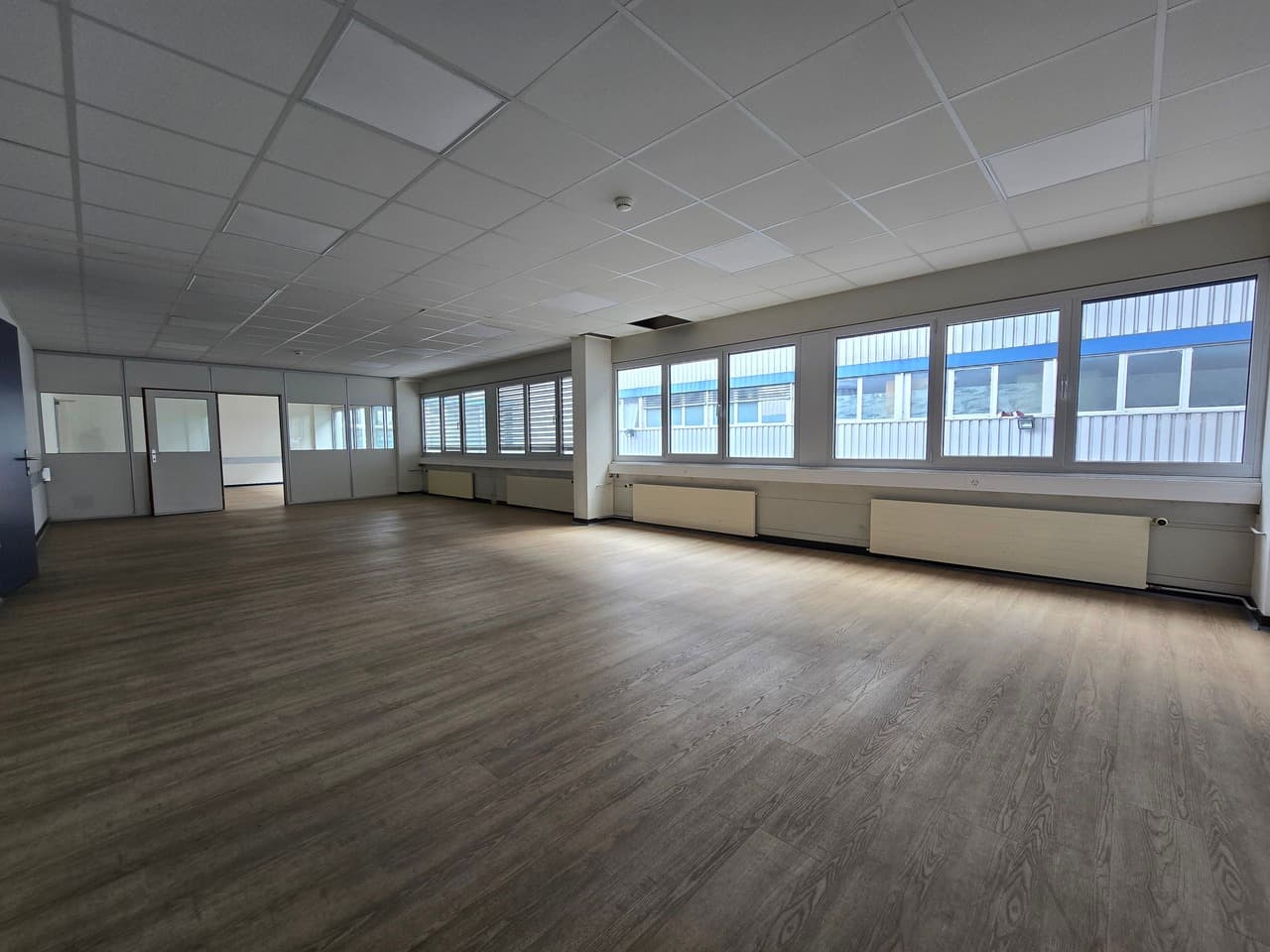 Büro an Avenue des Sports 42, 1400 Yverdon-les-Bains – Bild 2 von 7