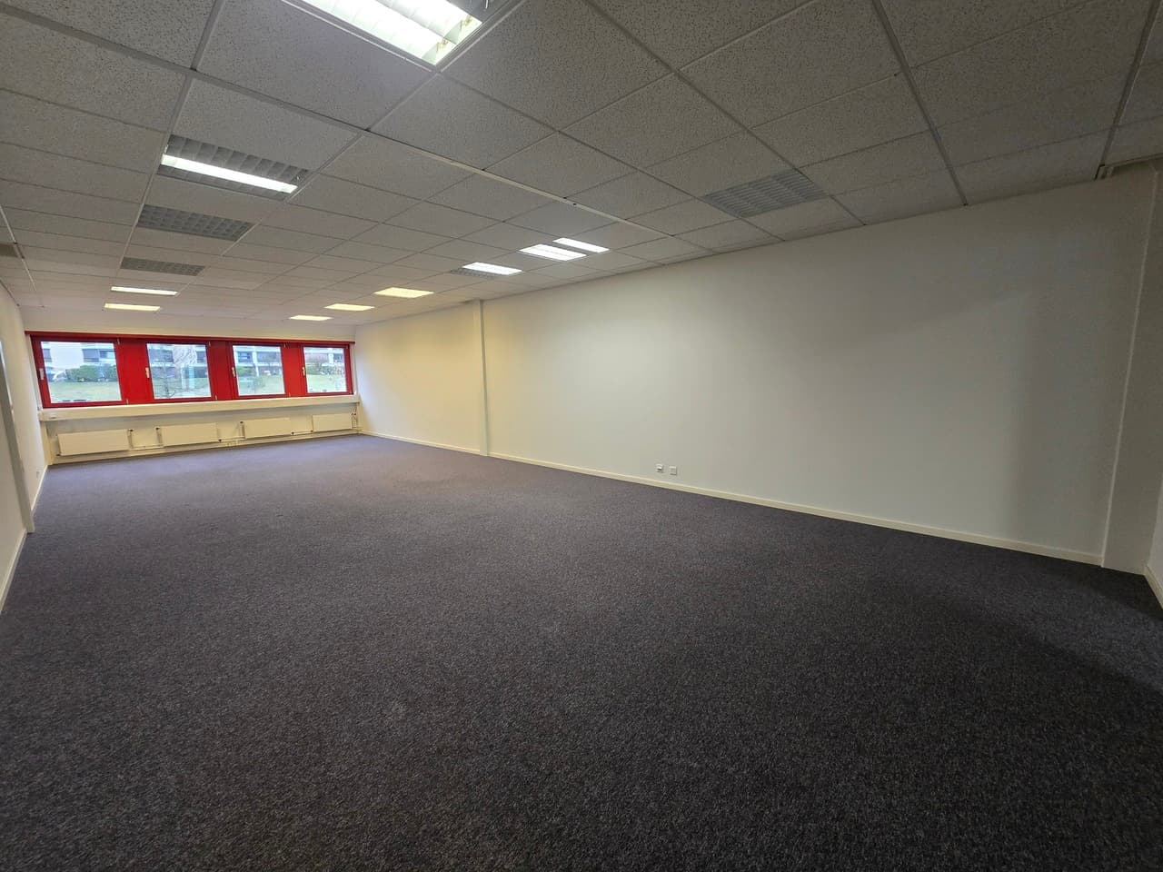 Office at Rue des Tuillières 1, 1196 Gland – Photo 3 of 6