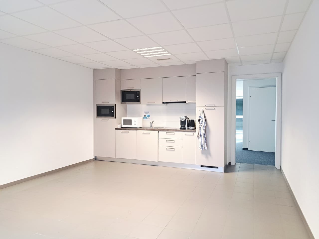 Büro an Avenue Haldimand 57, 1400 Yverdon-les-Bains – Bild 3 von 10