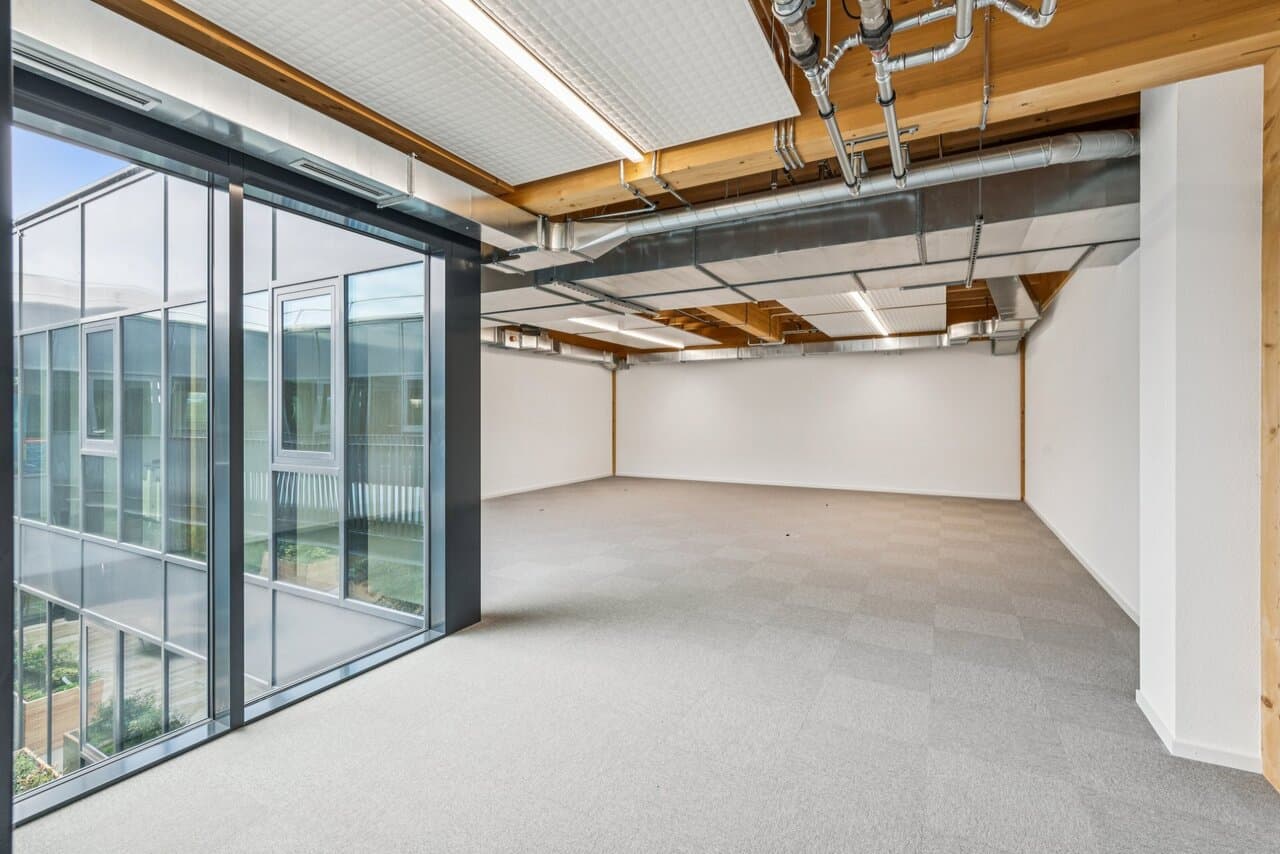 Büro an Route des Avouillons 17A, 1196 Gland – Bild 2 von 10