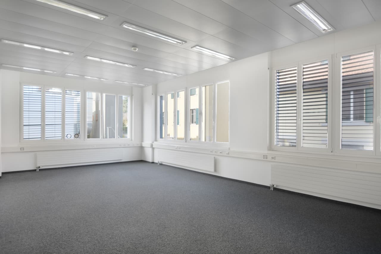 Office at Rue de la Gare 4, 2034 Peseux NE – Photo 4 of 7