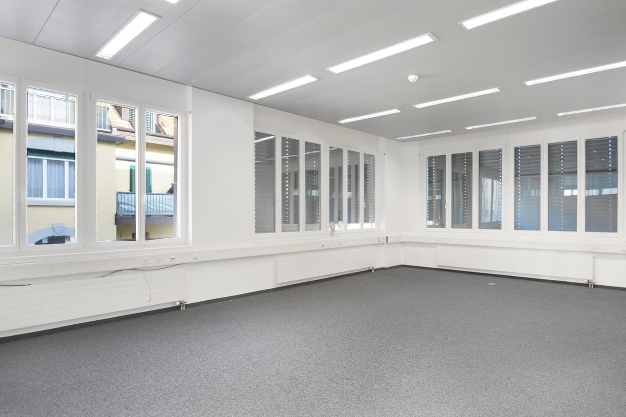 Office at Rue de la Gare 4, 2034 Peseux NE – Photo 5 of 7