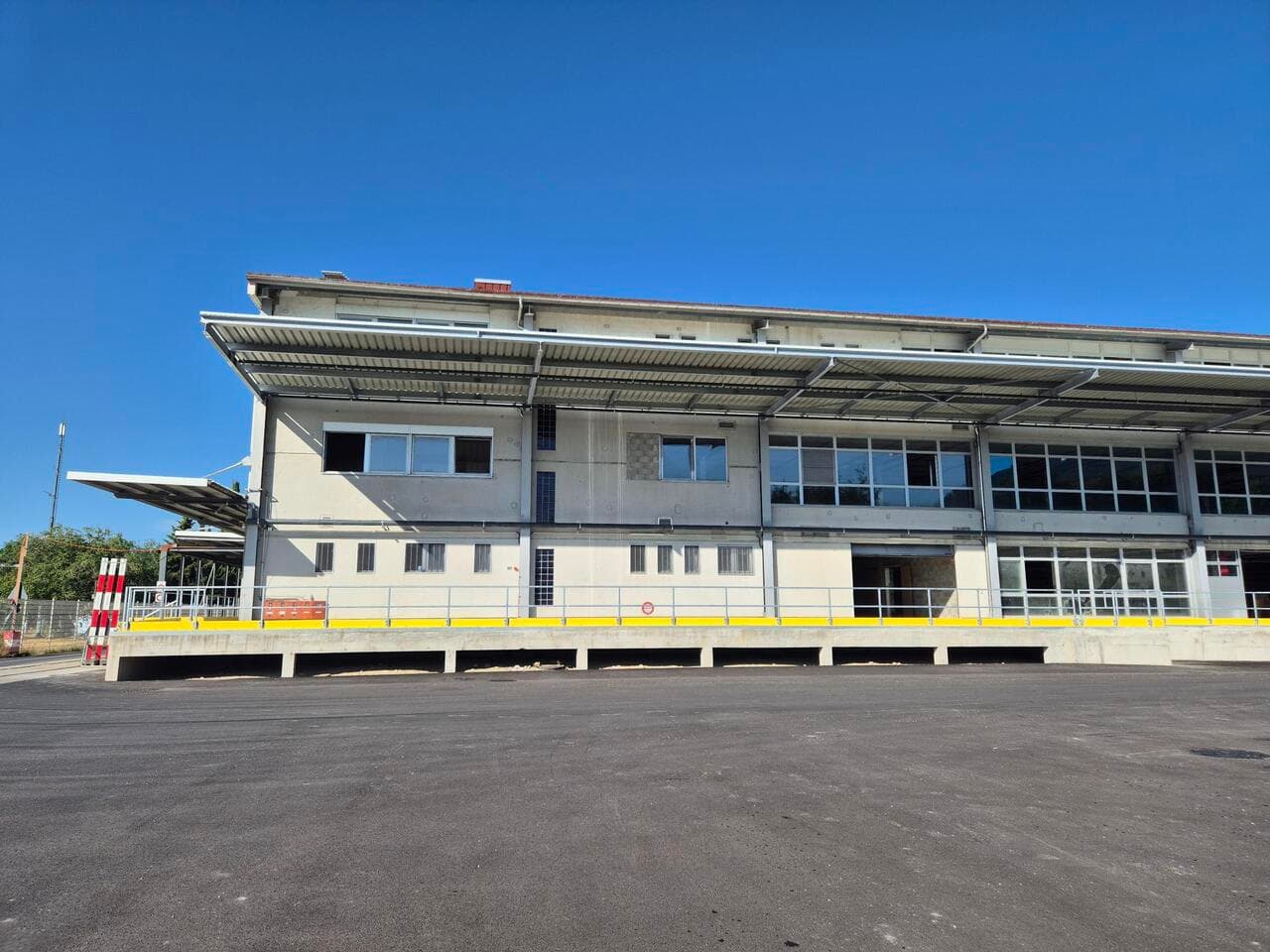 Office at Champs-du-Port 2, 1425 Onnens VD – Photo 2 of 10
