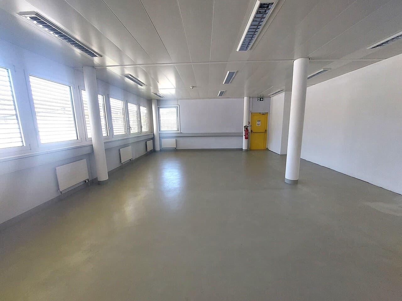 Büro an Avenue de Longemalle 11, 1020 Renens VD – Bild 2 von 5